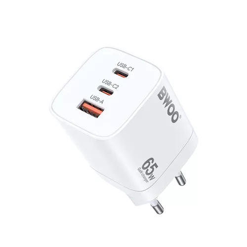 BWOO Fast 65W GaN hálózati töltő CDA147 2xUSB-C, 1xUSB-A, fehér