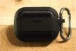 Spigen Rugged Armor Apple Airpods Pro 1 / 2 ütésálló tok, fekete